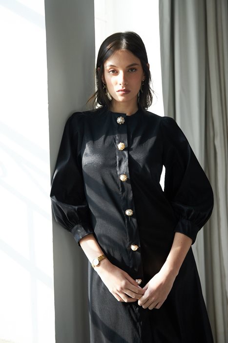 שמלת כפתורים פנינה