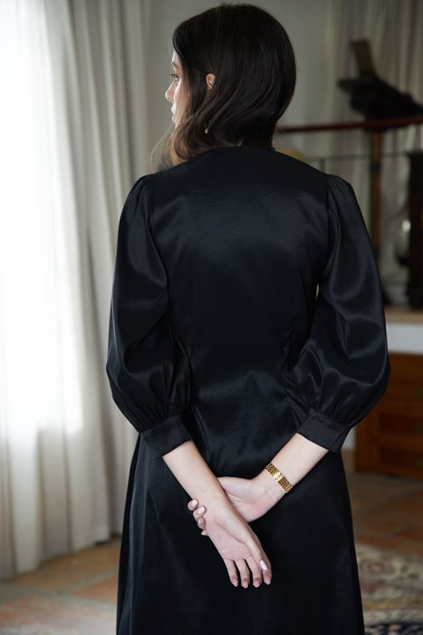 שמלת כפתורים פנינה