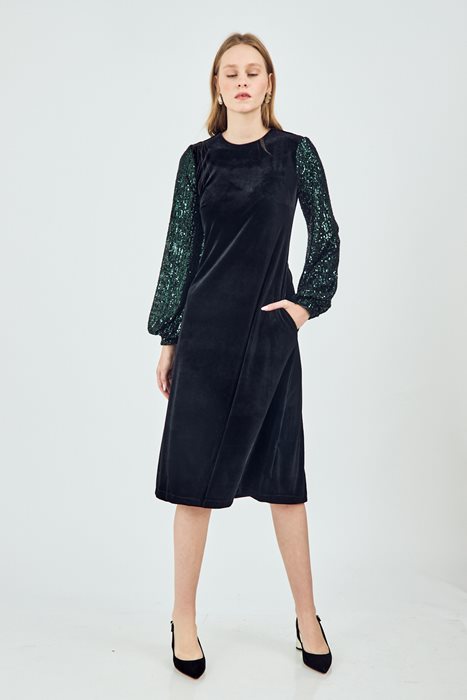 שמלת קטיפה פייטים ירוק