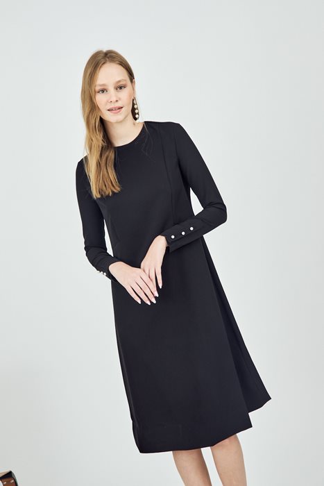 שמלת כפתורים בשרוול שחור