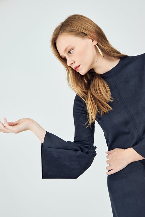 חולצת זמש שחור (סט)