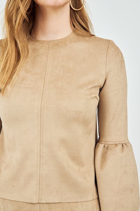 חולצת זמש בז' (סט)