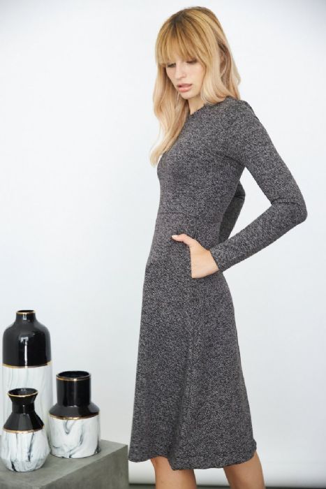 שמלת סריג פיקה