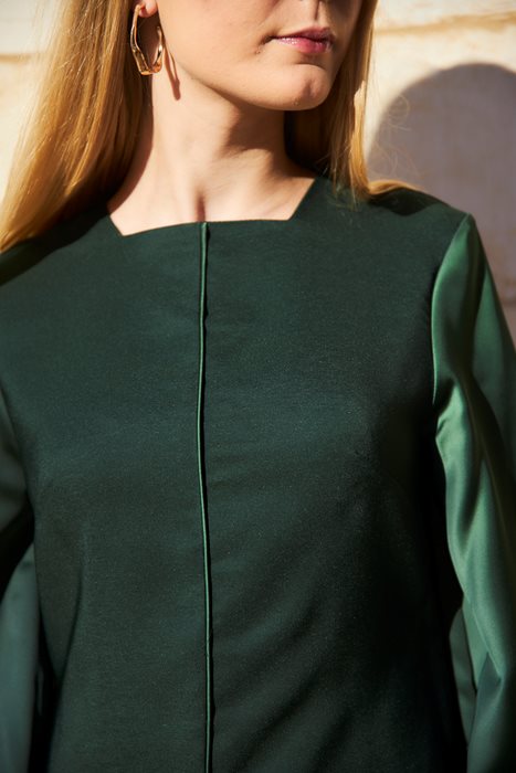 שמלת סאטן אפרט ירוק בקבוק