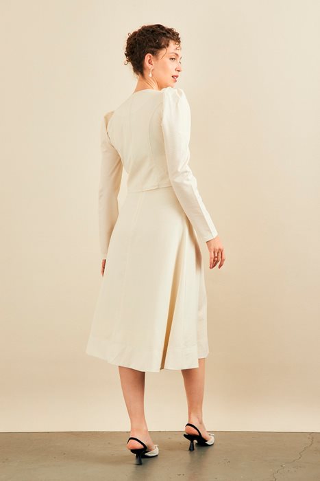 סט חצאית וחולצה ג'אקרד בז'