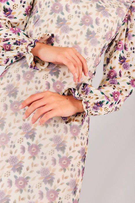 שמלת טול בשילוב סאטן מודפסת פרחים שמנת וסגול