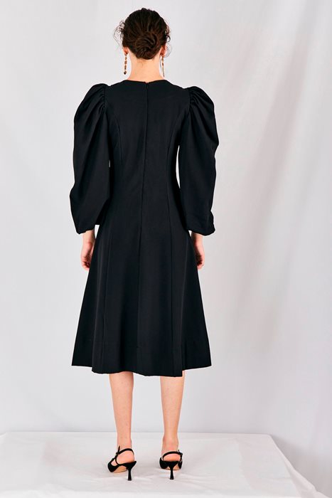 שמלת שרוולים תפוחים ויהלומים שחור