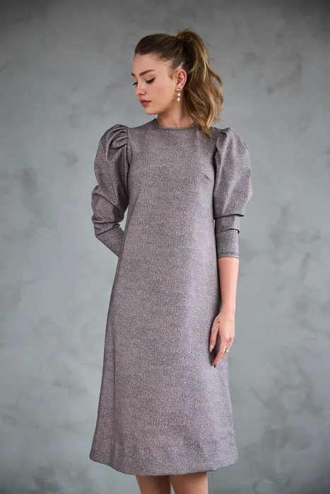 שמלת נצנץ שחור ורוד