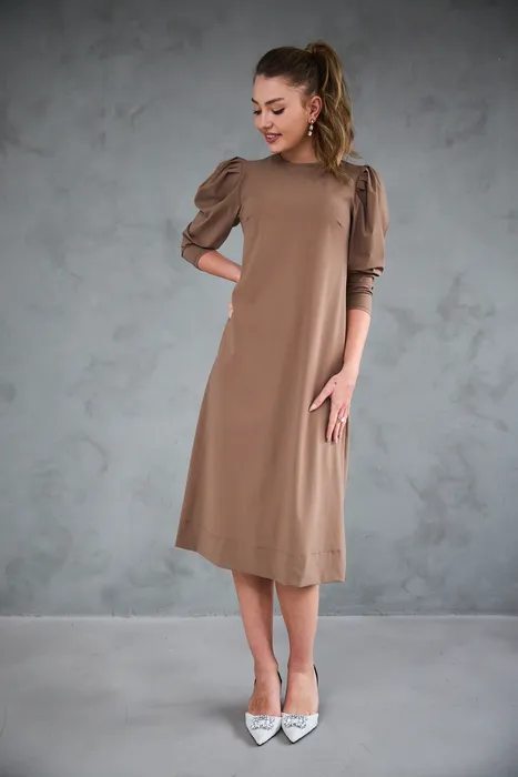 שמלת נצנץ חום בהיר