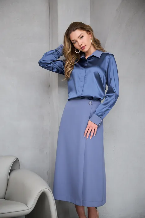 סט חולצה סאטן וחצאית כחול