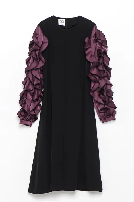 שמלת תלתלים בשרוול בורדו יין