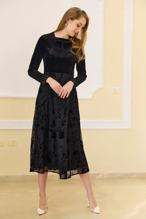 שמלת שיפון עם קטיפה שחור