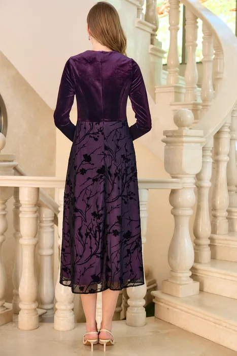 שמלת שיפון עם קטיפה סגול