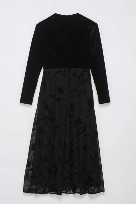 שמלת שיפון עם קטיפה שחור