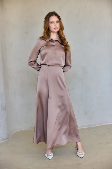 סט סאטן חלק חום מוקה