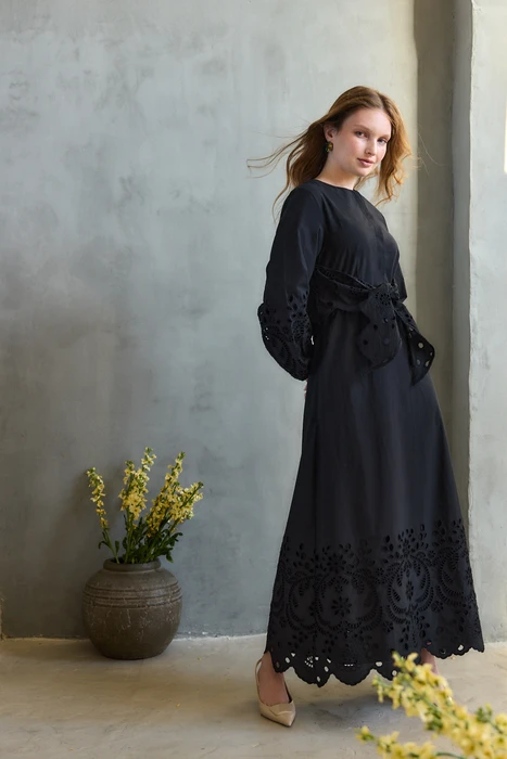 שמלת כותנה תחרה שחור