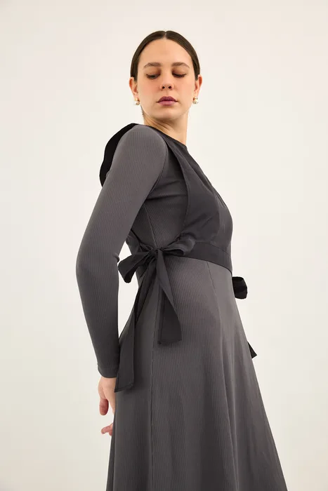 סט סריג עם עליונית כותנה קשירה חום מוקה