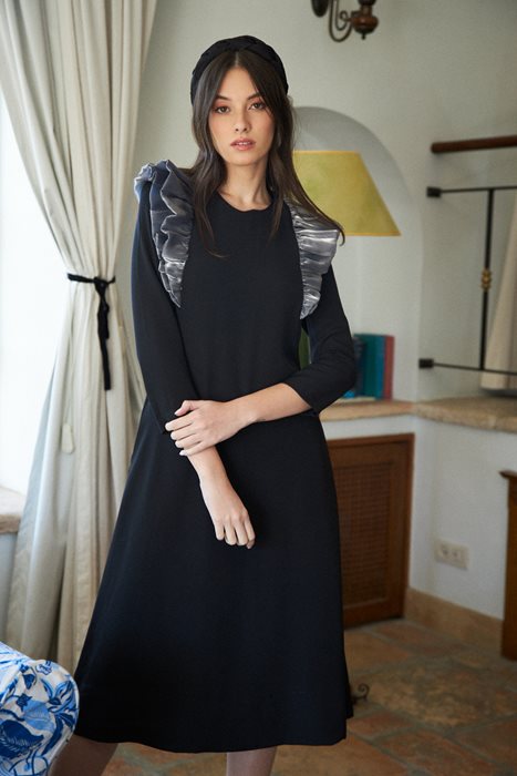 שמלת אורגנזה בכתף כסוף